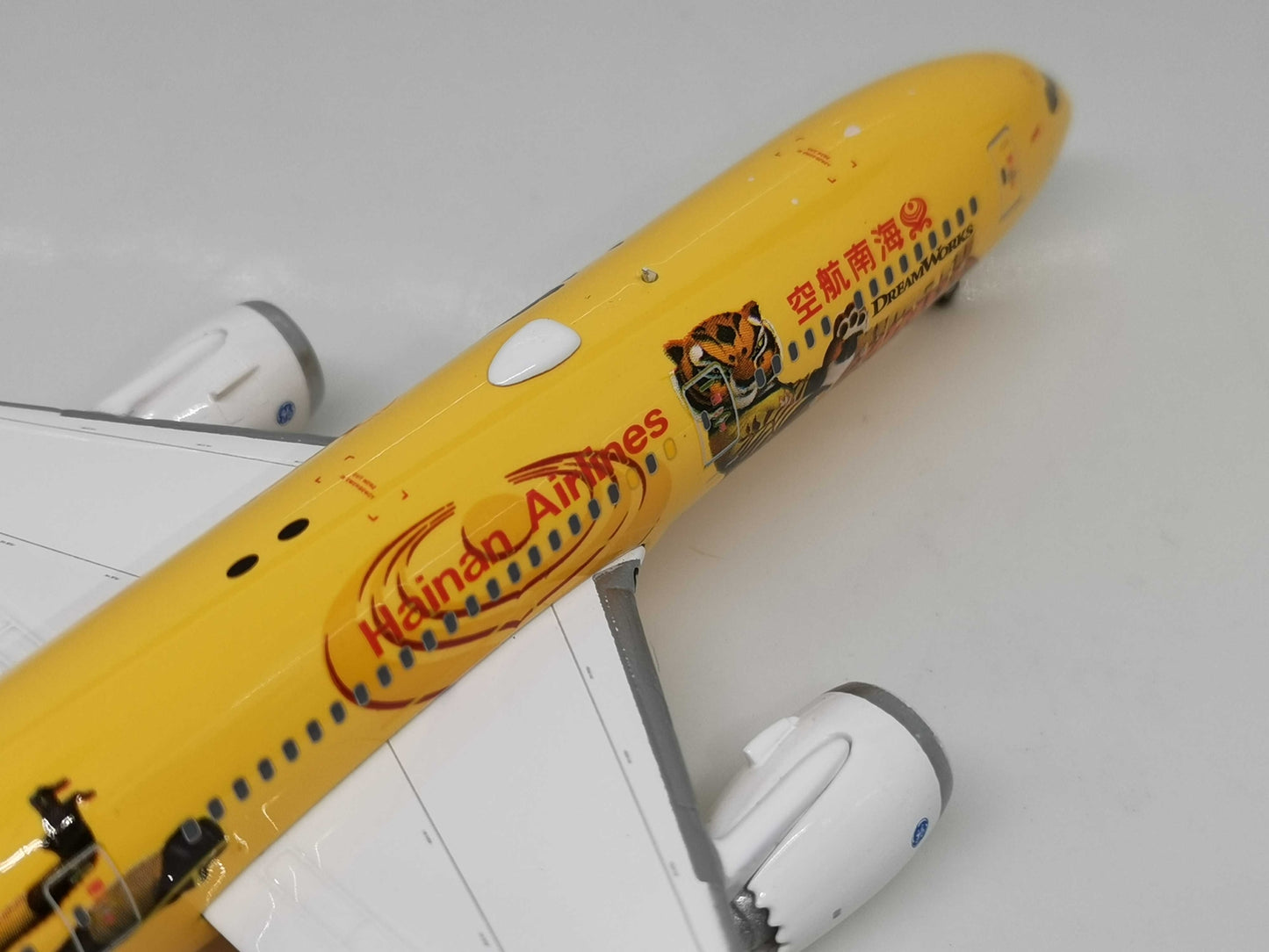 1:400 Phoenix Hainan Airlines BOEING 787-9 Airplane Diecast Aircraft Plane Model