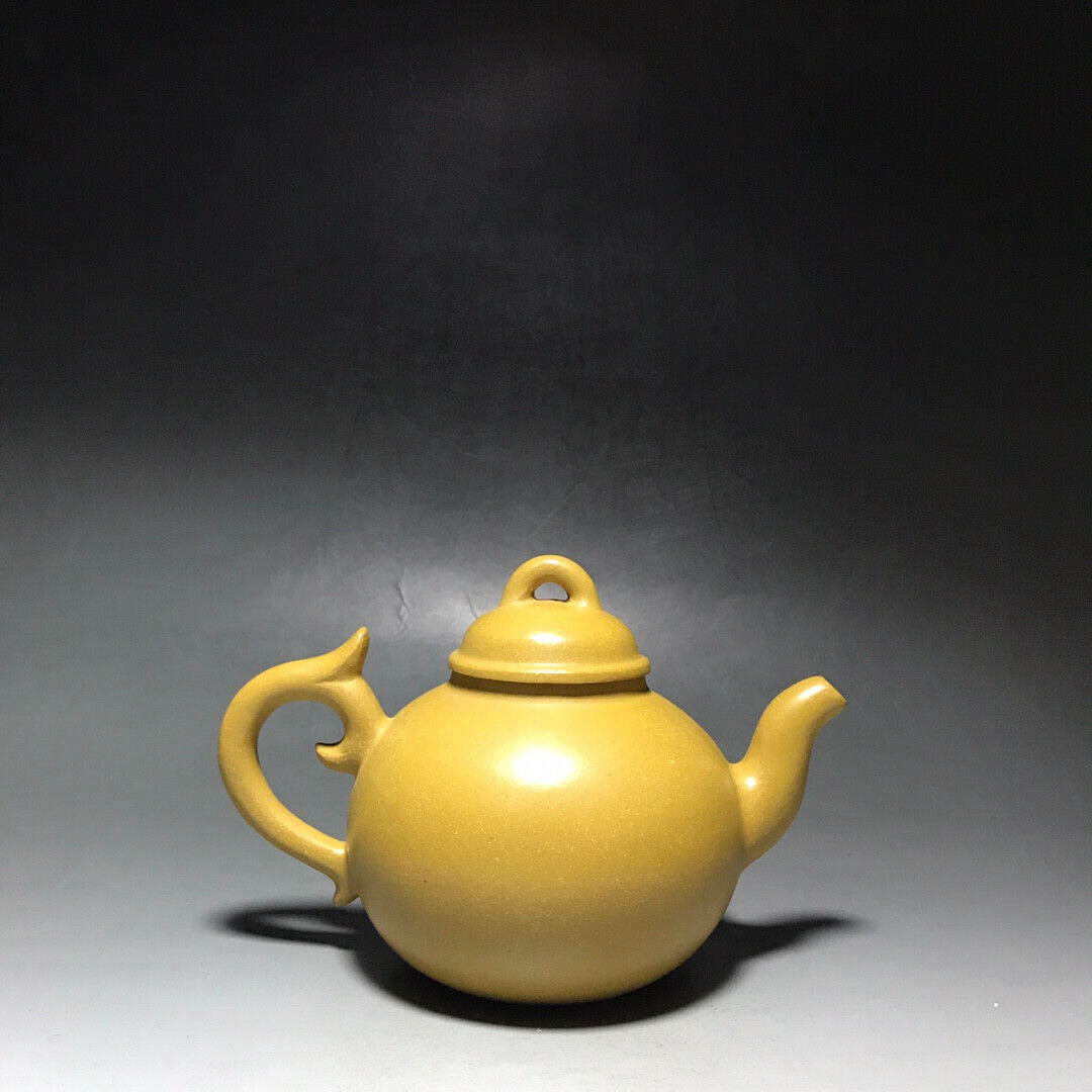 Chinese Yixing Zisha Clay Handmade Exquisite Teapot （思源 底款：顾景舟）