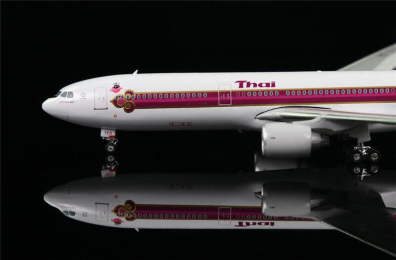 Phoenix Thai Airways Airbus A330-300 HS-TEG 1:400 DIECAST plane Pre-builded