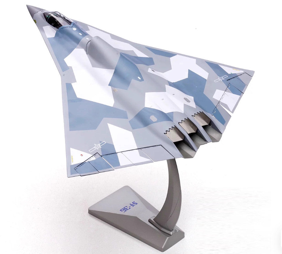 32CM 1:72 AF1 CHINA J-36 The Sixth-generation Fighter Plane Bomber Diecast Model
