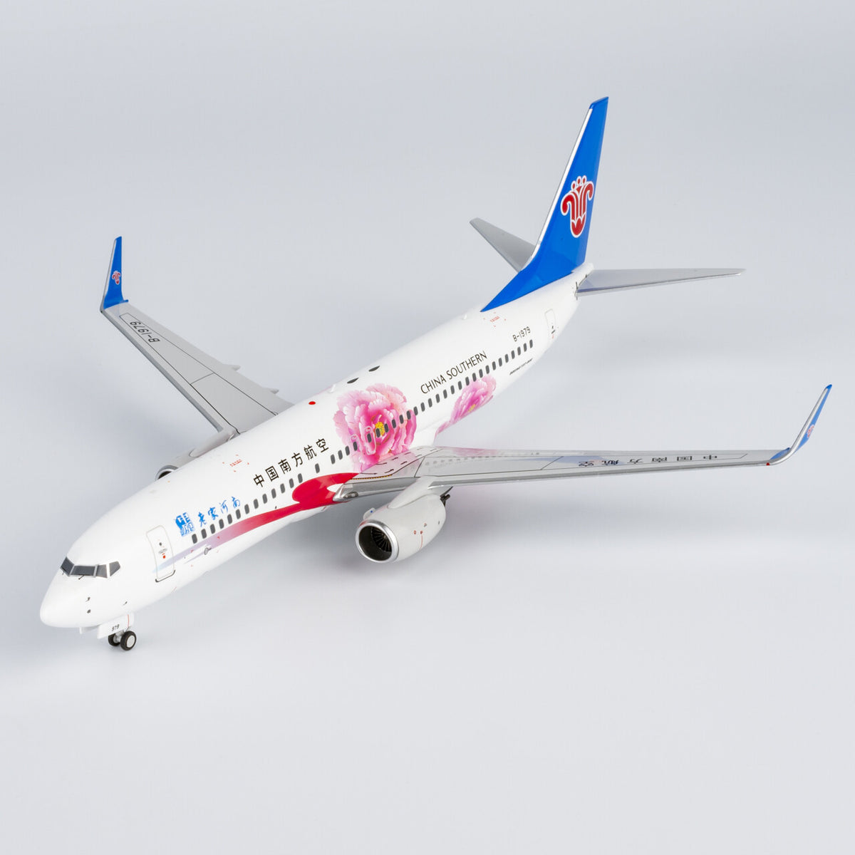 1:200 NGmodels China Southern B737-800 B-1979 Passenger Airplane Diecast Model