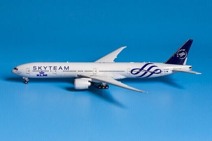1:400 Phoenix KLM SKYTEAM BOEING 777-300ER Passenger Airplane Diecast Model Coll