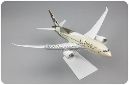 31CM 1:200 ETIHAD BOEING 787-9 Passenger Airplane ABS Plastic Assembled Model