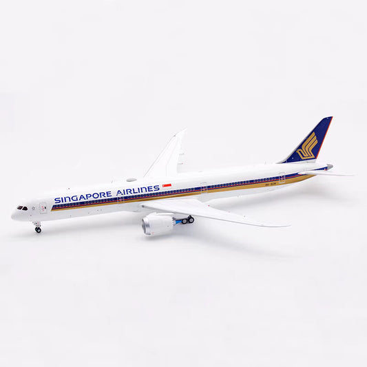 1:200 SQ Wings Singapore Airlines Boeing787-10 Passenger Airplane Diecast Model