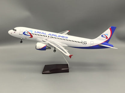1:80 47CM URAL AIRLINES AIRBUS A320neo Plane Landing Gear Resin Aircraft Model
