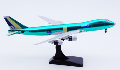 1:400 JC Wings BOEING B747-8F Passenger Airplane Diecast Plane Model