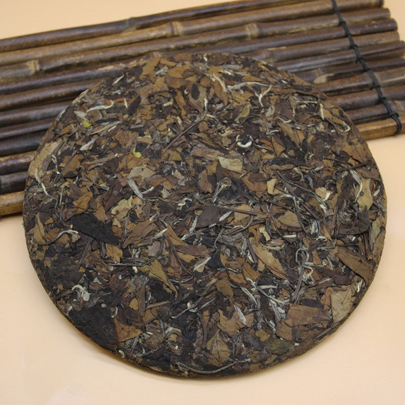 350g Authentic Fuding Chen Nian Old White Tea 2013 Lao Shoumei White Tea Cake