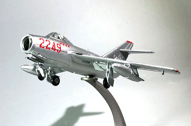 CHINA MIG-15 1/72 diecast plane model aircraft