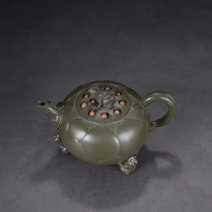 Chinese Yixing Zisha Clay Handmade Exquisite Teapot（青蛙莲子 【底款】蒋蓉）