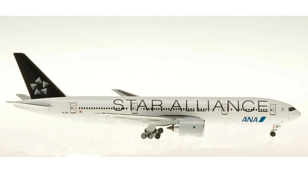 1:500 Aeroclassics ANA STAR ALLIANCE B777-200 Passenger Airplane Diecast Model