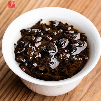 357g Yunnan Pu'er Tea Ripe Tea Cake Menghai Qizi Cake 2013