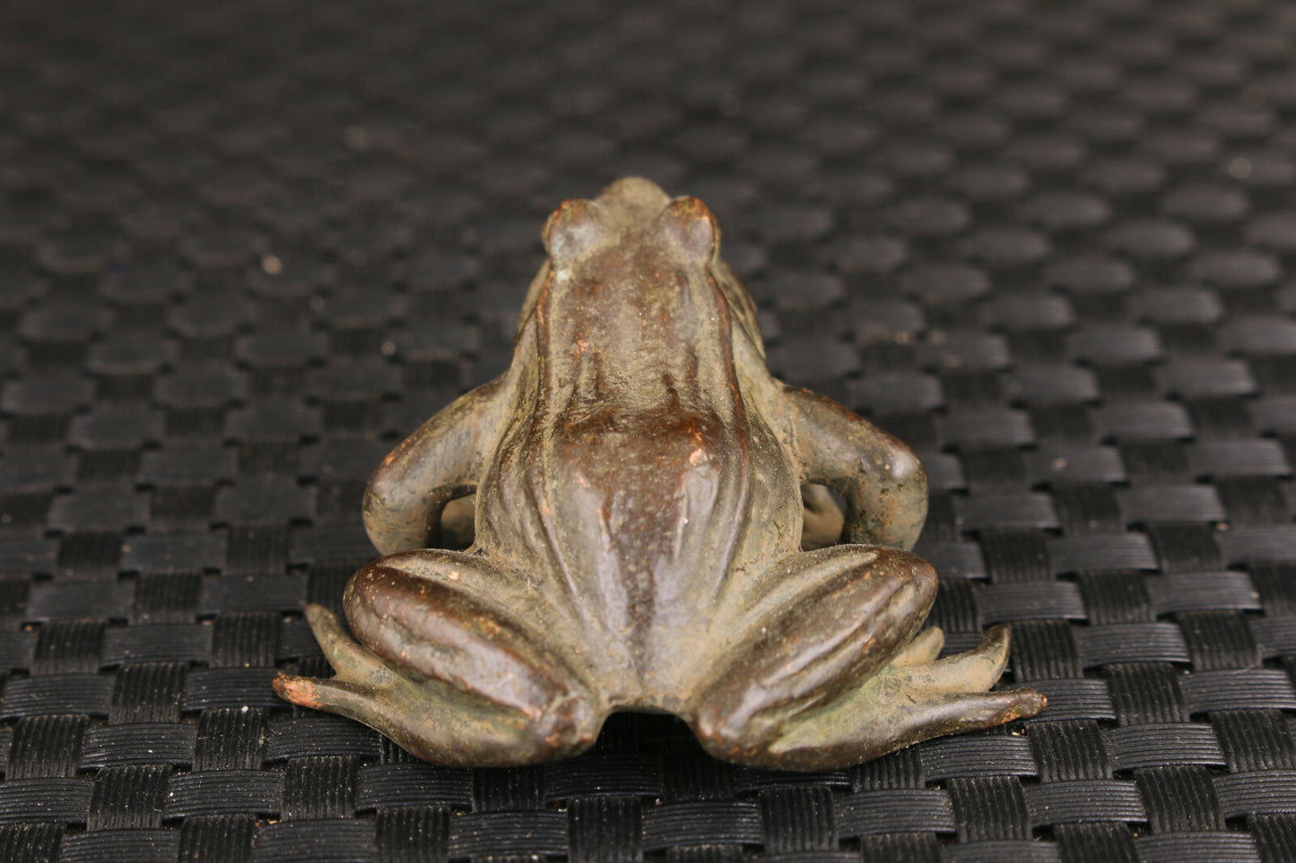 Rare old bronze hand carving fortune Jin Chan statue collectable frog Tea Pet