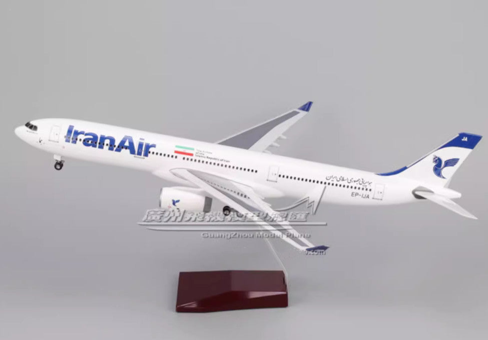 47CM 1:135 IranAir AIRBUS A330 Passenger Airplane Landing Gears Resin Model