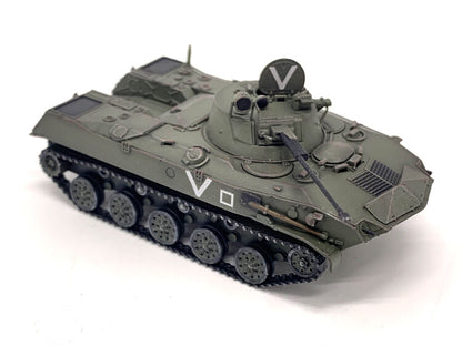 1:72 ARTISAN BMD2 Infantry Fighting Vehicle Tanks Plastic Diecast Armor Model
