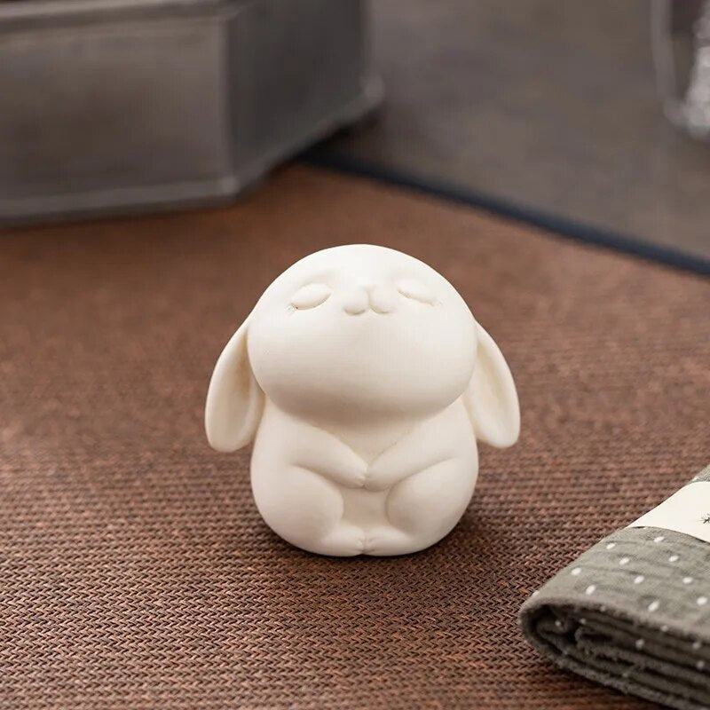 Pure White Small Tea Pet Ceramic Fine Workmanship Animal Beautiful Handmade