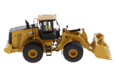 1:50 DM CAT966 Wheel Loader Construction Machine Equipment Diecast Model
