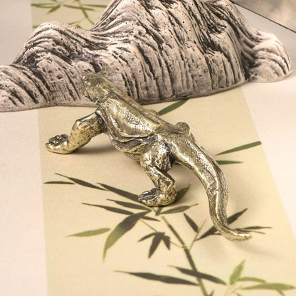 Komodo Dragon Statue Brass Carving Ornament Creative Tea Pet Fun Copper Decor