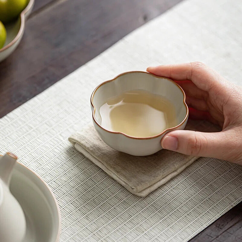 80ml Boutique Cream Ru Kiln Ceramic Tea Cup Plum Blossom Master Cup
