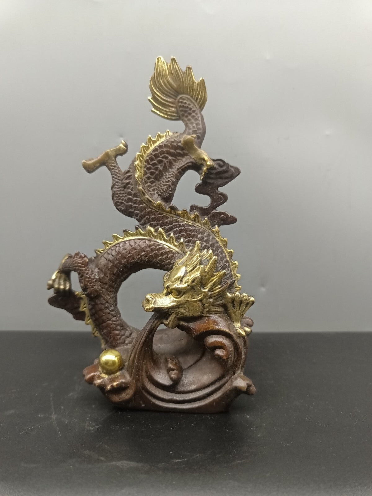 Antique Bronze Ware Standing Dragon Collection
