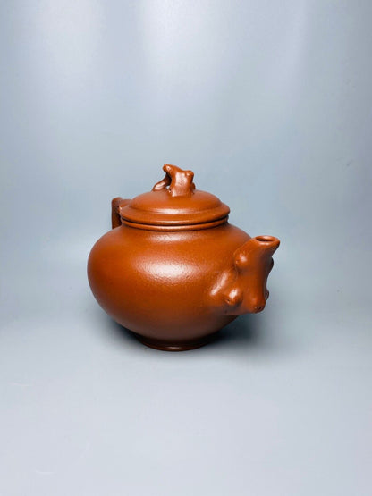 Chinese Yixing Zisha Clay Handmade Exquisite Teapot（凤凰壶 底款：周桂珍）