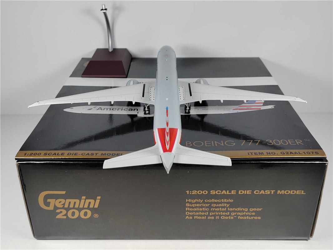1:200 Geminijets American BOEING B777-300ER Airplane Diecast Aircraft Model