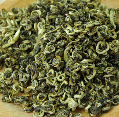 China Xue Bi Luo Chun cha,JASMINE Snow Snail Spring Green Tea grüner Tee vert