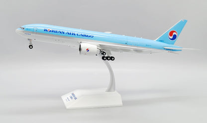 1:200 JC Wings Korean Air Cargo B777F Passenger Airplane Diecast Aircraft Model