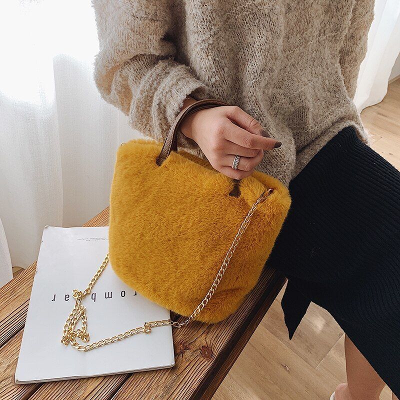 Fluffy Tote Bag Sling Chains Shoulder Strap Crossbody Faux Fur Bucket Handbag