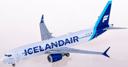 1:200 Geminijets Icelandair B737 MAX 8 TF-ICE Passenger Airplane Diecast Model