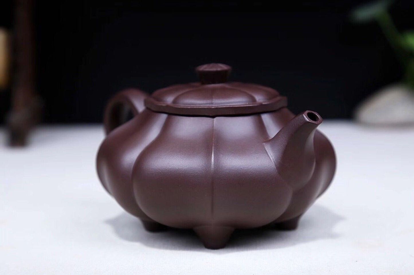 300cc Handmade Purple Sand Purple Clay Gongfu Tea Pot in Yixing, China Jin Kuihu Tea Pot-