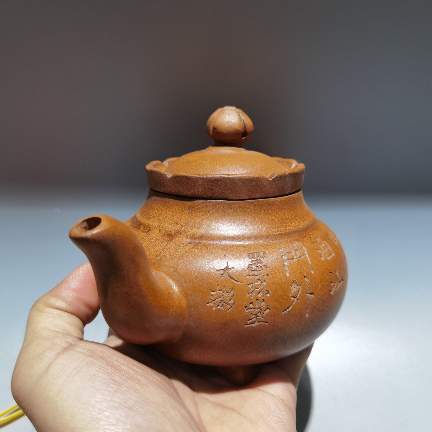 Chinese Yixing Zisha Clay Handmade Exquisite Teapot（宫灯壶 底款：时大彬）