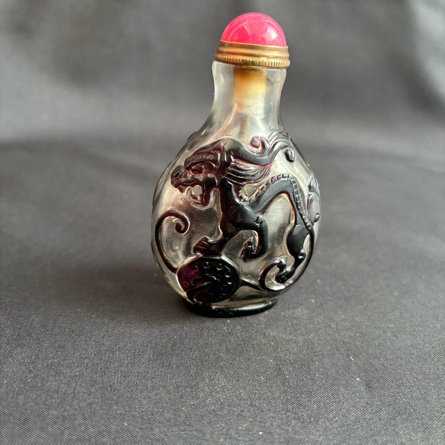 Vintage Chinese Carved Peking Glass Snuff Bottle Clean Dragon Figurine Box Black