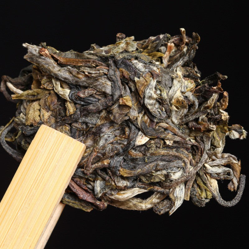 200g Yunnan Pu'er Tea Ancient Tree Spring Tea Raw Pu Erh Tea Menghai Tea Cake