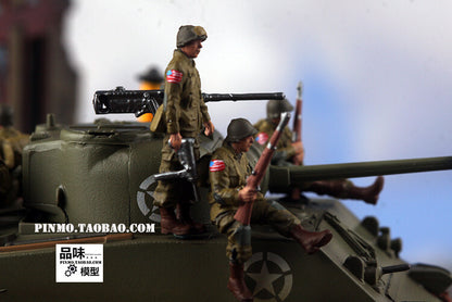 1/72 US Armored Tank Mounted Soldier 6 Soldier Model