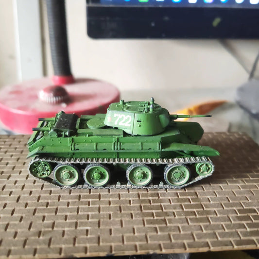 Homemade 1/72 Soviet BT-7 Light Cavalry Tank Painted Finished Model Ornaments