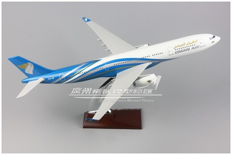 47CM OMAN AIR AIRBUS A330 A40-DG Passenger Airplane Resin Aircrarft Plane Model