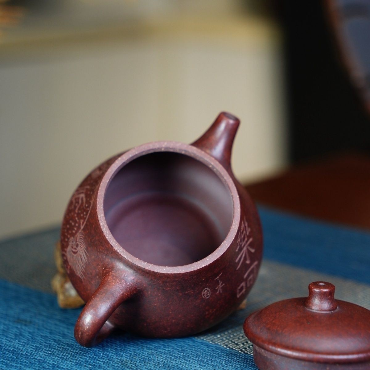 Handmade Yixing Iron Red Clay Teapot 180cc Double-Side Carved Kung Fu Pot