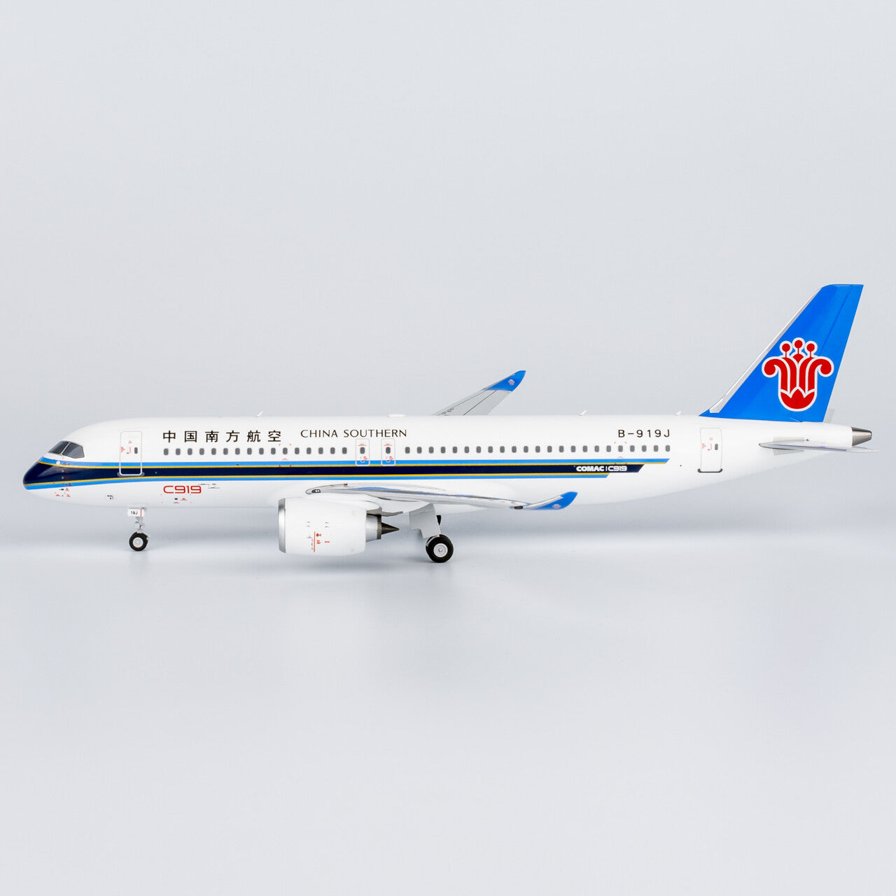 1:200 Southern CCP China Southern Comac C909 B-919J Airplane Diecast Model