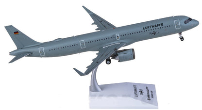 1:200 JC Wings Luftwaffe Airbus A321neo Passenger Airplane Diecast Plane Model