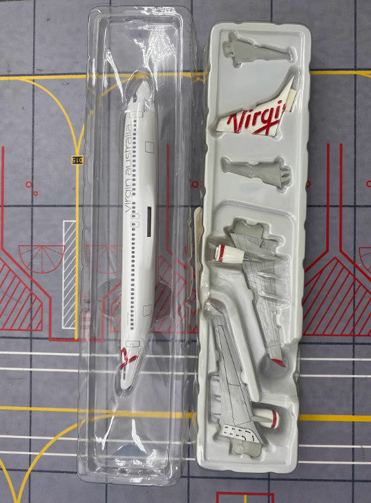 1:200 Hogan Virgin Australia Boeing 737-800 Airplane ABS Plastic Aircraft Model
