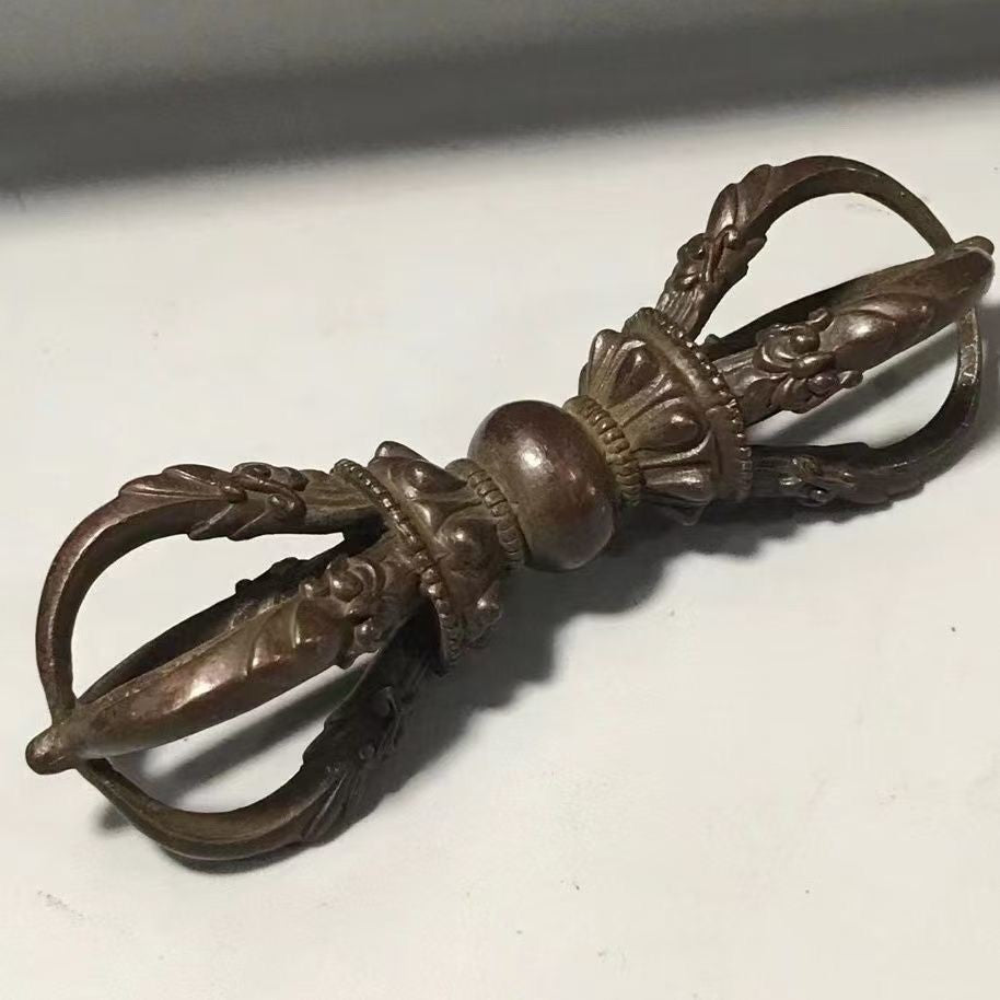 Tibetan 8-Sect Vajra Dorje | Antique-Style Copper Buddhist Ritual Decor