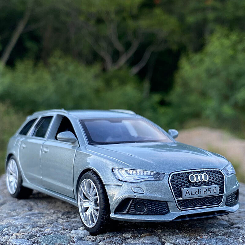 1:36 Audi RS6 Station Wagon Alloy Car Model Diecasts Toy Vehicle Gift Pull Back