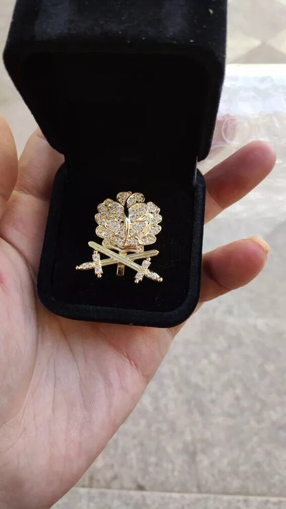 WWII German Gold Diamond Oak Leaf Sword Knight Medal Top Quality Collectible