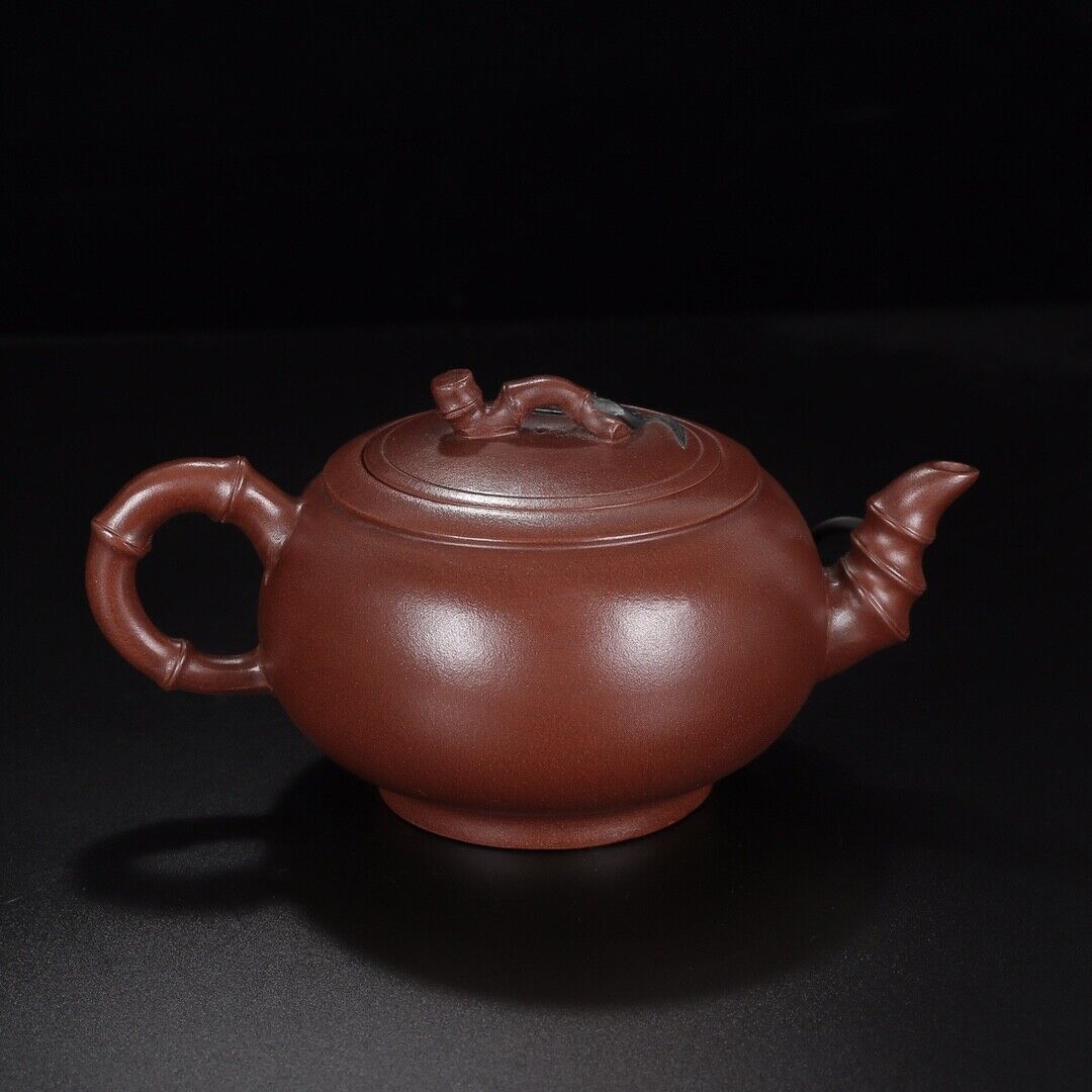 Chinese Yixing Zisha Clay Handmade Exquisite Teapot （竹韵 底款：周桂珍）