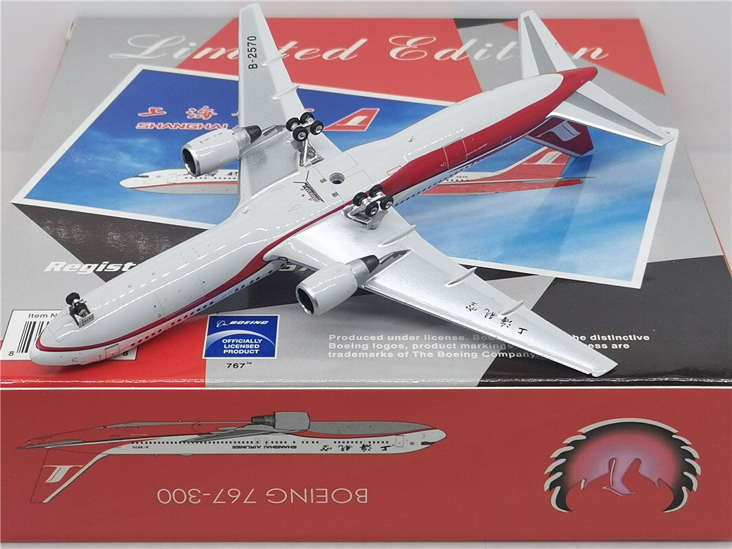 1:400 Phoenix SHANGHAI AIRLINES B767-300 Airplane Diecast Aircraft Plane Model