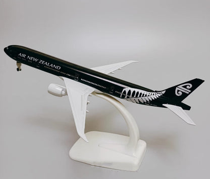 19CM AIR NEW ZEALAND BOEING 777-300ER Passenger Airplane Diecast Aircraft Model