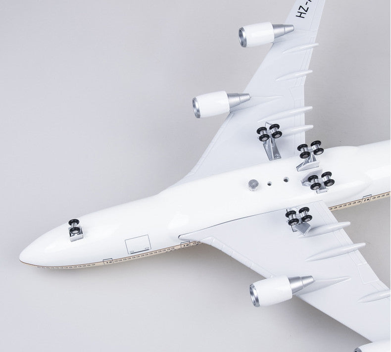 47CM 1:150 SAUDI ARABIAN BOEING 747-400 Airplane Landing Gears Resin Model