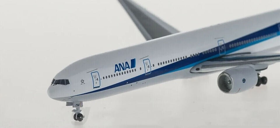 1:500 Aeroclassics ANA BOEING 777-300 Passenger Airplane Diecast Aircraft Model