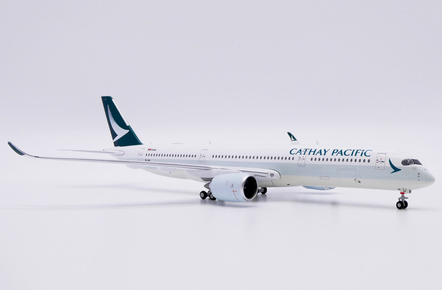 1:400 JC Wings Cathay Pacific Airbus A350-900XWB Airplane Diecast Plane Model
