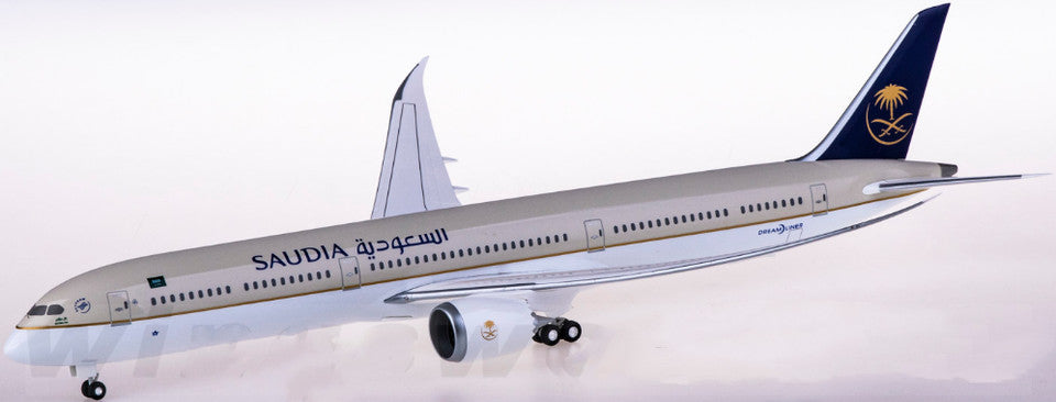 1:200 34CM Hogan Saudia BOEING 787-10 Passenger Plane ABS Plastic Aircraft Model